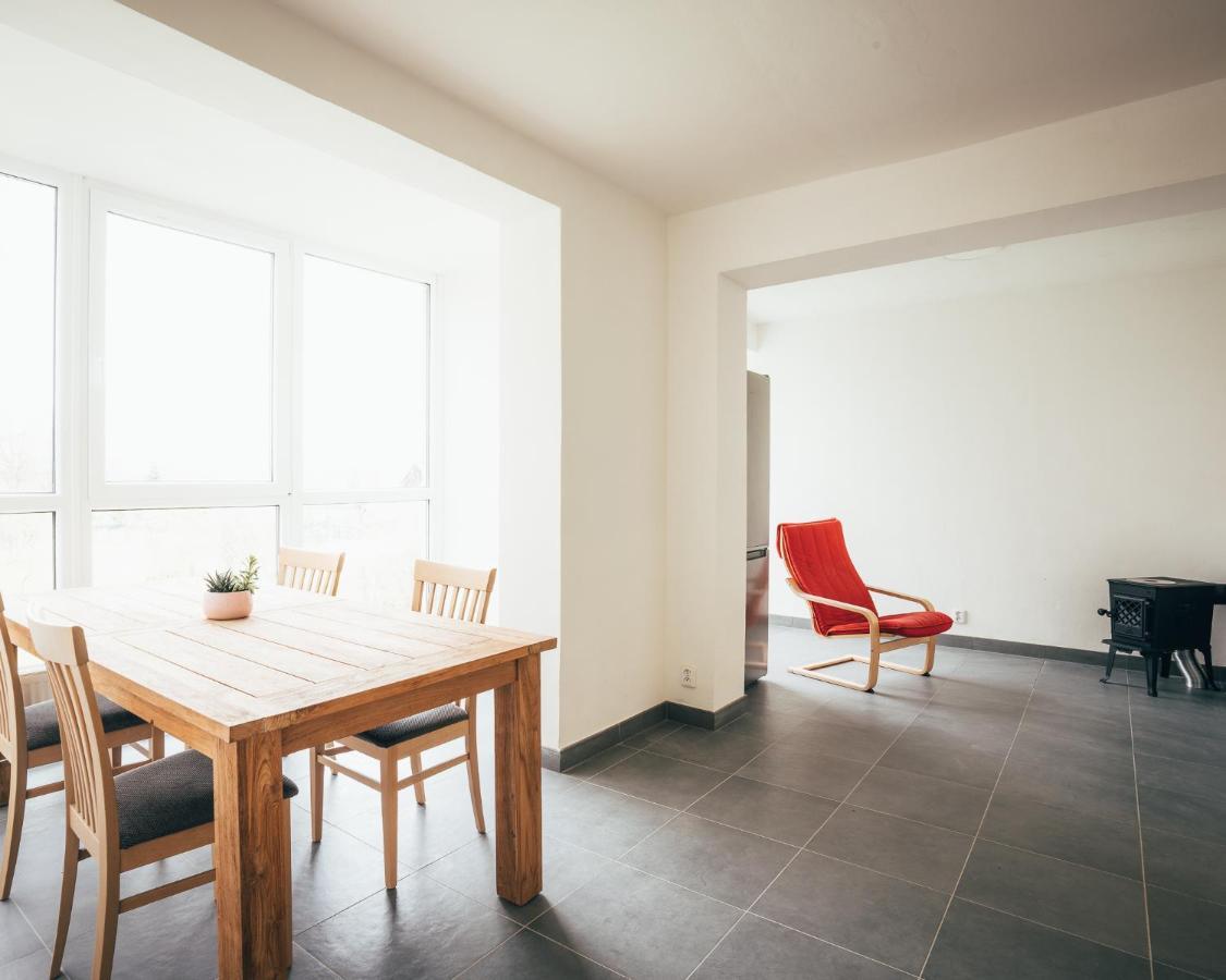 Nová Pec Apartmany Pekna 10 מראה חיצוני תמונה